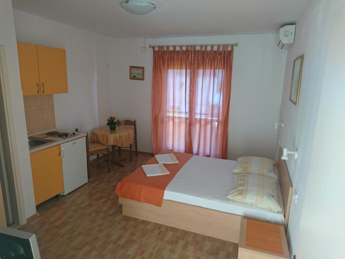Apartments Raos Makarska Eksteriør billede