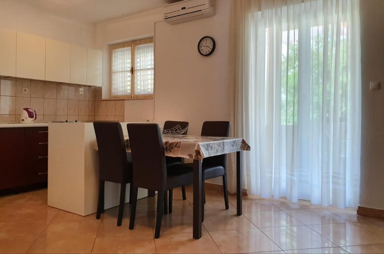 Apartments Raos Makarska Eksteriør billede