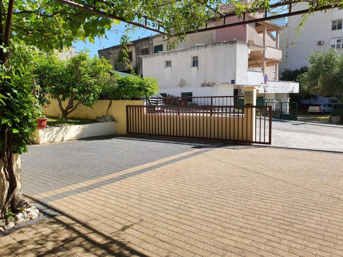 Apartments Raos Makarska Eksteriør billede